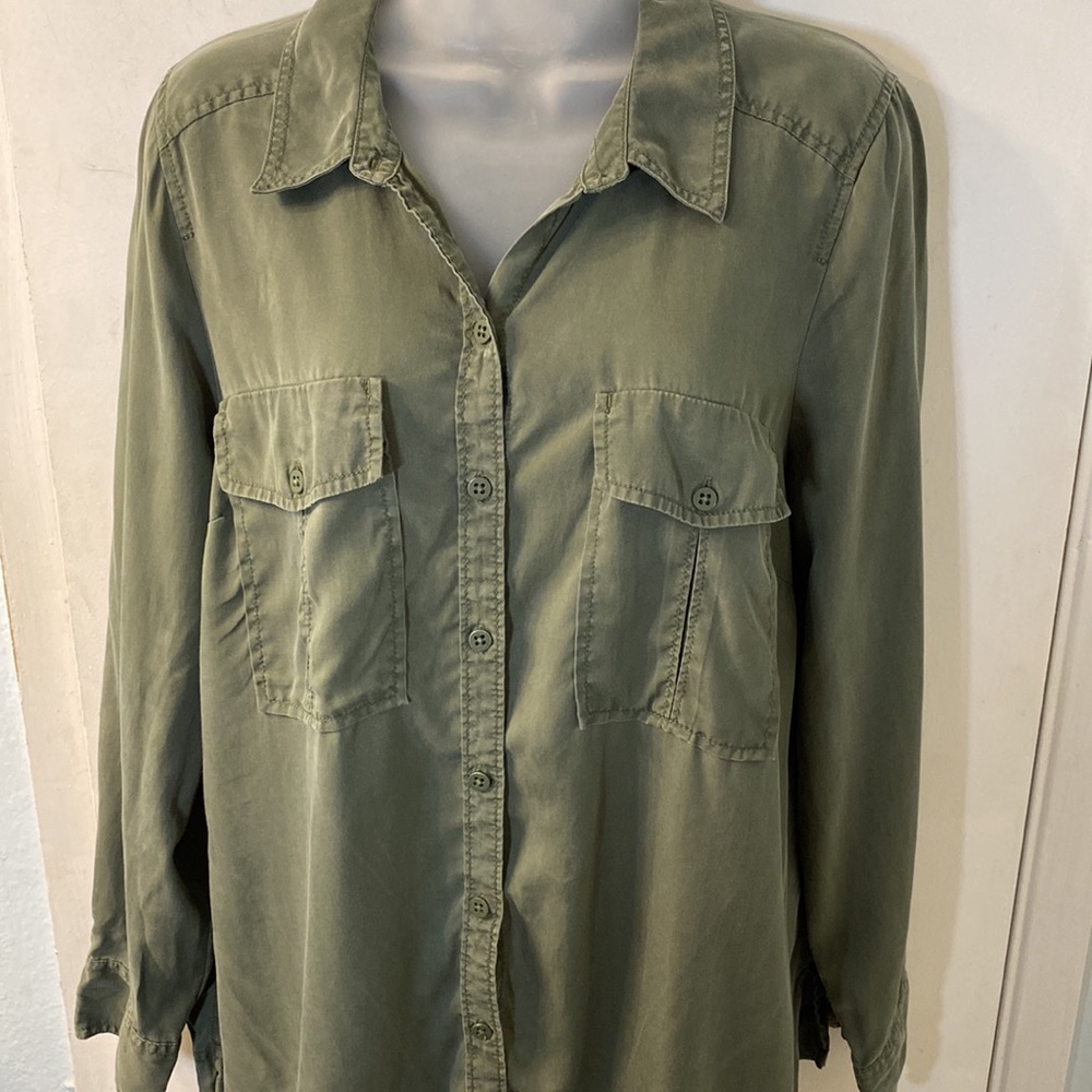 Luxe Essentials Green Button Down Maternity Long … - image 3